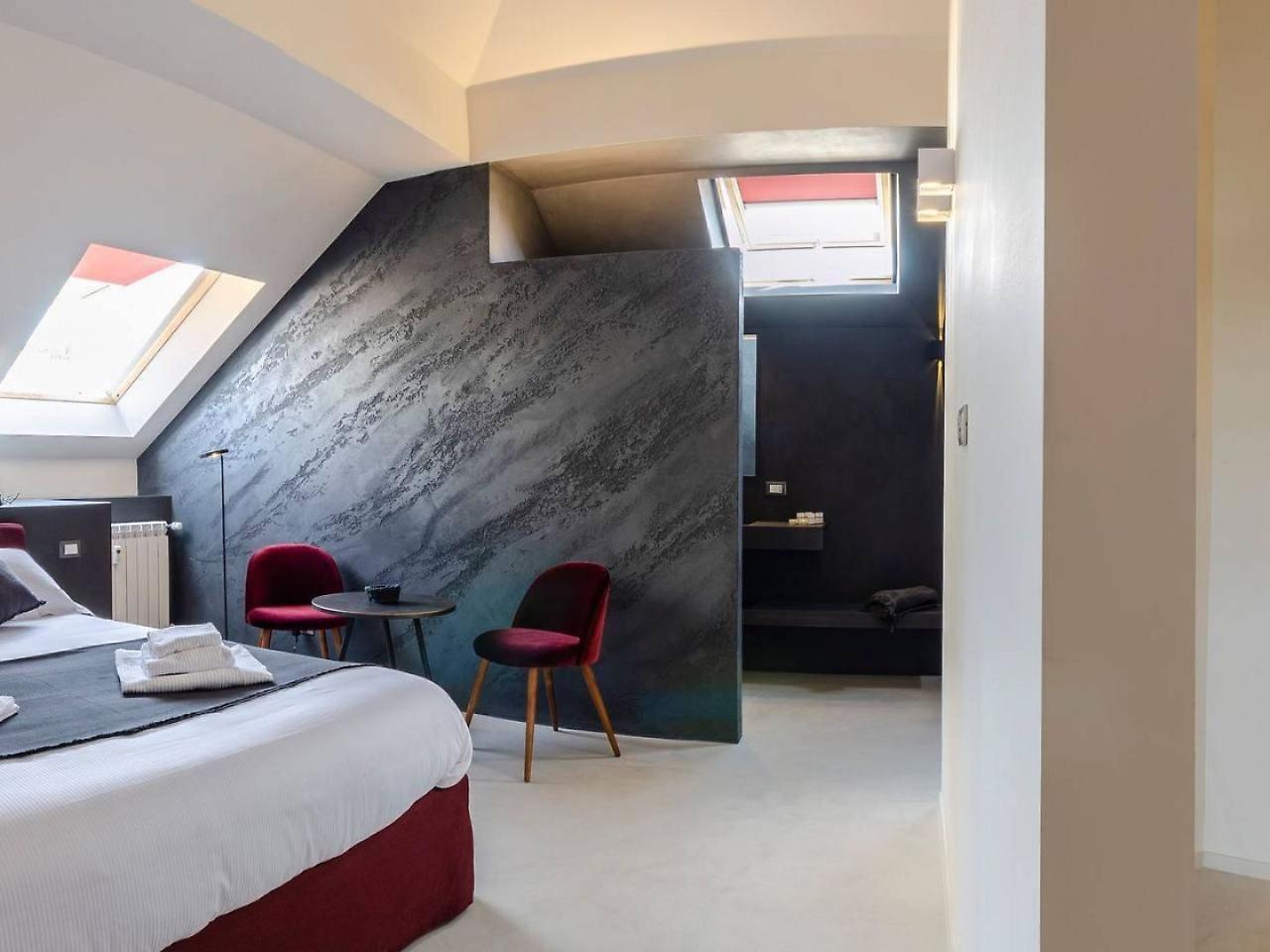 Apartment Joivy Exclusive Flat For 8, With Stunning City And Seaview